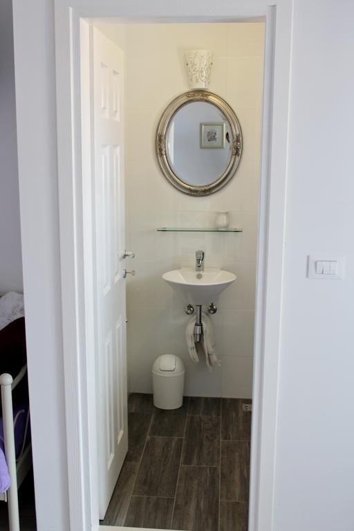Apartments Adriona With Parking ماكارسكا المظهر الخارجي الصورة