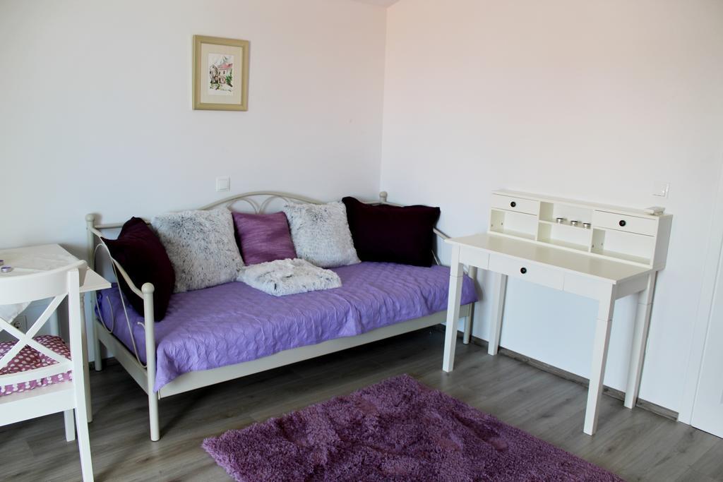 Apartments Adriona With Parking ماكارسكا المظهر الخارجي الصورة